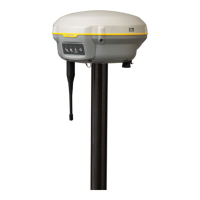 Patru sisteme GNSS TRIMBLE